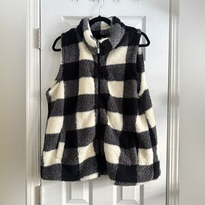 Maurices Black and Cream Checkered Fleece Vest
